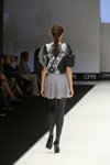 Показ ArtFuture — выставка CPM SS17 (наряды и образы: чёрные шпильки, чёрные колготки, серая юбка мини)