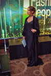 Julia Baranowskaja. Ceremonia wręczenia nagród — Fashion People Awards 2016 (ubrania i obraz: suknia wieczorowa niebieska)