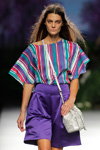Marina Pérez. Esther Noriega show — MBFW Madrid SS2017 (looks: violet shorts, striped multicolored top)