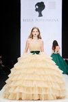Pokaz Bella Potemkina — MBFWRussia FW16/17 (ubrania i obraz: suknia wieczorowa kremowa)