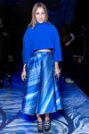 Ksenia Sobchak. Guests — MBFWRussia FW16/17 (looks: blue jumper, striped maxi blue and white skirt)