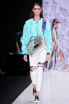 Bella Potemkina show — MBFWRussia SS2017 (looks: turquoise jacket, white jeans)