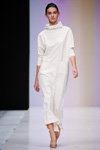 Pokaz Lena Karnauhova — MBFWRussia SS2017 (ubrania i obraz: sukienka biała)