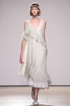 Anna October show — Mercedes-Benz Kiev Fashion Days SS17 (looks: white dress)