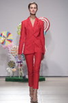 Dafna May show — Mercedes-Benz Kiev Fashion Days SS17 (looks: red pantsuit)