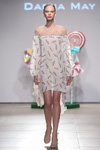 Pokaz Dafna May — Mercedes-Benz Kiev Fashion Days SS17 (ubrania i obraz: sukienka z nadrukiem biała)