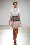 Tasha Mano show — Mercedes-Benz Kiev Fashion Days SS17 (looks: white blouse, white printed skirt, red sandals)