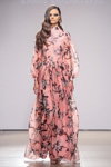 Показ Vahan Khachatryan — Mercedes-Benz Kiev Fashion Days SS17 (наряды и образы: розовое цветочное вечернее платье)