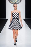 ELEONORA AMOSOVA show — Moscow Fashion Week FW16/17 (looks: checkered mini black and white dress, black pumps)
