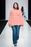 La Redoute & Plus Size Magazine show — Moscow Fashion Week FW16/17 (looks: pink cape, blue jeans)