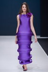 Показ Pierre Cardin — Тиждень моди в Москві FW2016/17 (наряди й образи: фіолетова сукня)