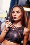 Виктория Киосе. Участницы "Мисс Украина 2016" в Mozgi Bar (наряды и образы: чёрный кроп-топ)