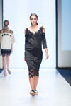 Modenschau von Narciss — Riga Fashion Week SS17 (Looks: schwarzes Kleid)