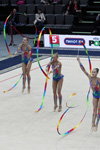 Übung mit den Keulen — Weltcup 2016 (Personen: Anastasia Bliznyuk, Anastassija Tatarewa)