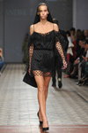 Mariya Melnyk. Andre Tan show — Ukrainian Fashion Week SS17 (looks: blackpolka dotcocktail dress)