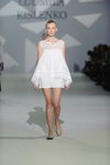 Pokaz Ludmila Kislenko — Ukrainian Fashion Week SS17 (ubrania i obraz: top biały, szorty białe)