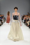 Modenschau von Yuliya Polishchuk — Ukrainian Fashion Week SS17 (Looks: transparenter Blazer)