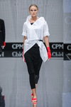 XD XENIA DESIGN show — CPM SS18 (looks: white blazer, black leggins)