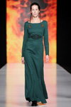 Pokaz Ksenia Knyazeva — MBFWRussia fw17/18 (ubrania i obraz: sukienka zielona)