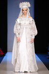 Показ Slava Zaitsev — MBFWRussia fw17/18 (наряди й образи: біла весільна сукня)