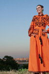 Алёна Сподынюк. Алена Сподынюк победила в конкурсе Supermodel International 2017 (наряды и образы: оранжевое платье)