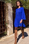 Kampania Caroline Biss AW17 (ubrania i obraz: sukienka niebieska)