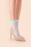 THE GIRL: панчохи, колготки та шкарпетки від Fiore (наряди й образи: блакитні прозорі шкарпетки, пісочні туфлі)
