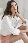 Lookbook Miss Selfridge SS17 (ubrania i obraz: kurtka dżinsowa biała)
