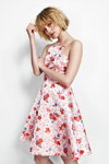 Lookbook von New Look SS17 (Looks: weißes Kleid mit Blumendruck)