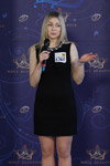 Casting "Miss Białorusi 2018" (ubrania i obraz: sukienka mini czarna)