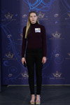 Вікторія Маркевич, 23 роки. Кастинг "Міс Білорусь 2018" (наряди й образи: буряковий джемпер, чорні джинси, рожеві босоніжки)