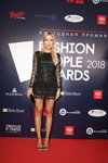 Natalia Rudova. Fashion People Awards 2018 (looks: blackminicocktail dress, black sandals)