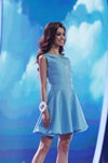 Anastasija Gubarewicz. Finał "Miss Białorusi 2018": pierwsza prezentacja (ubrania i obraz: sukienka błękitna)