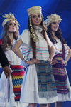 Ksienija Wiasielskaja, Wolga Bokacz, Daria Brazowskaja. Finał "Miss Białorusi 2018": prezentacja w lnianych kostiumach