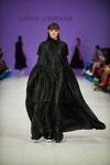 Oleksandra Kugat. Larisa Lobanova show — Ukrainian Fashion Week FW18/19 (looks: black dress)