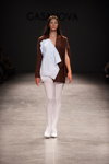 Pokaz GASANOVA — Ukrainian Fashion Week SS19 (ubrania i obraz: rajstopy białe)