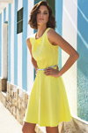 Kampania Caroline Biss SS18 (ubrania i obraz: sukienka żółta)