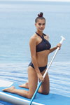Lookbook Esprit Beachwear SS18 (ubrania i obraz: strój kąpielowy niebieski)
