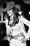 Jennifer Lopez. Campaña de GUESS Women SS18 x Jennifer Lopez