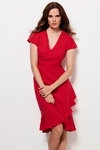 Кампания Sosandar AW17 (наряды и образы: красное платье с декольте)