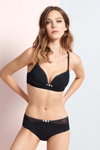 Variance SS18 lingerie lookbook (looks: black bra, black briefs)