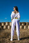 Look’n’Book by Anna Bell photoshoot — Wow Show (looks: white blouse, white trousers, white boots)