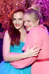 Madeline Brewer y Elisabeth Moss. 26th Annual Screen Actors Guild Awards
