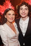 Millie Bobby Brown y Finn Wolfhard. 26th Annual Screen Actors Guild Awards