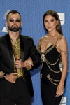 Mike Bahía y Greeicy Rendon. Ceremonia de premiación — Premios Grammy Latinos 2020
