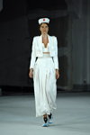 Hakan Yıldırım show — Mercedes-Benz Fashion Week Istanbul SS2021 (looks: white pantsuit)