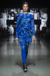 Pokaz ALEXANDER PAVLOV — Riga Fashion Week SS2021 (ubrania i obraz: legginsy niebieskie)