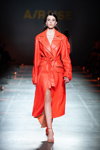 Pokaz A/RAISE — Ukrainian Fashion Week FW20/21 (ubrania i obraz: palto czerwone)