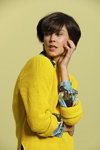 L'histoire de Louise by e5 SS 2020 lookbook (looks: yellow jumper, multicolored blouse, short haircut)