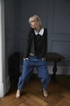 Кампанія Primark FW 19/20 (наряди й образи: сіні джинси, чорна блуза)